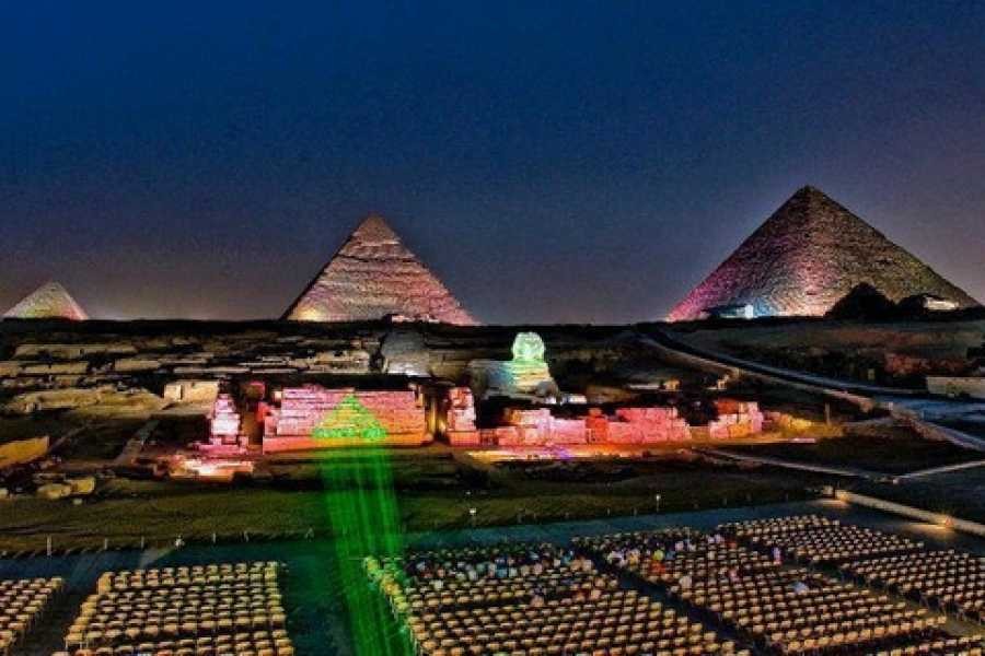 Sound and light in Giza Pyramids